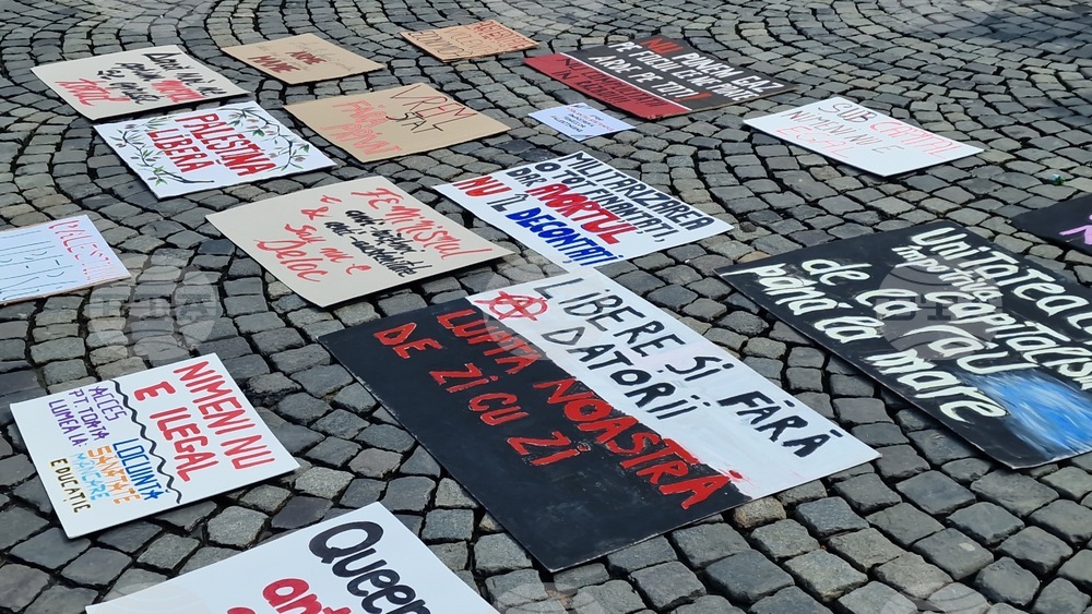 Румъния - акция в Букурещ под надслов „Протест срещу войната - казваме „не“ на съучастието на Румъния в империалистическата война, започната от САЩ и Израел“