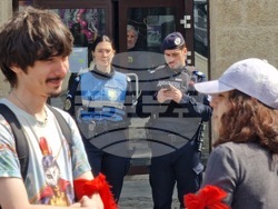 Румъния - акция в Букурещ под надслов „Протест срещу войната - казваме „не“ на съучастието на Румъния в империалистическата война, започната от САЩ и Израел“