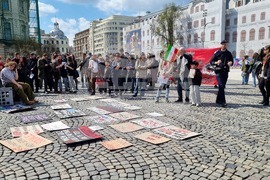 Румъния - акция в Букурещ под надслов „Протест срещу войната - казваме „не“ на съучастието на Румъния в империалистическата война, започната от САЩ и Израел“