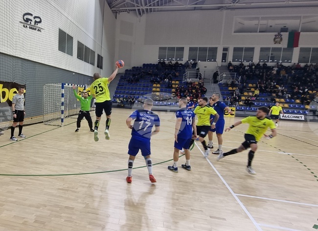 Шумен - хандбал - Шумен 61 - Спартак (Варна) - полуфинал за купата на България