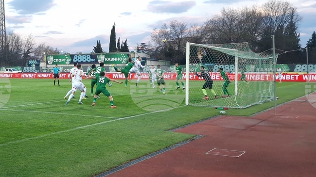 ЦСКА победи Берое и се доближи до челната тройка в Първа лига