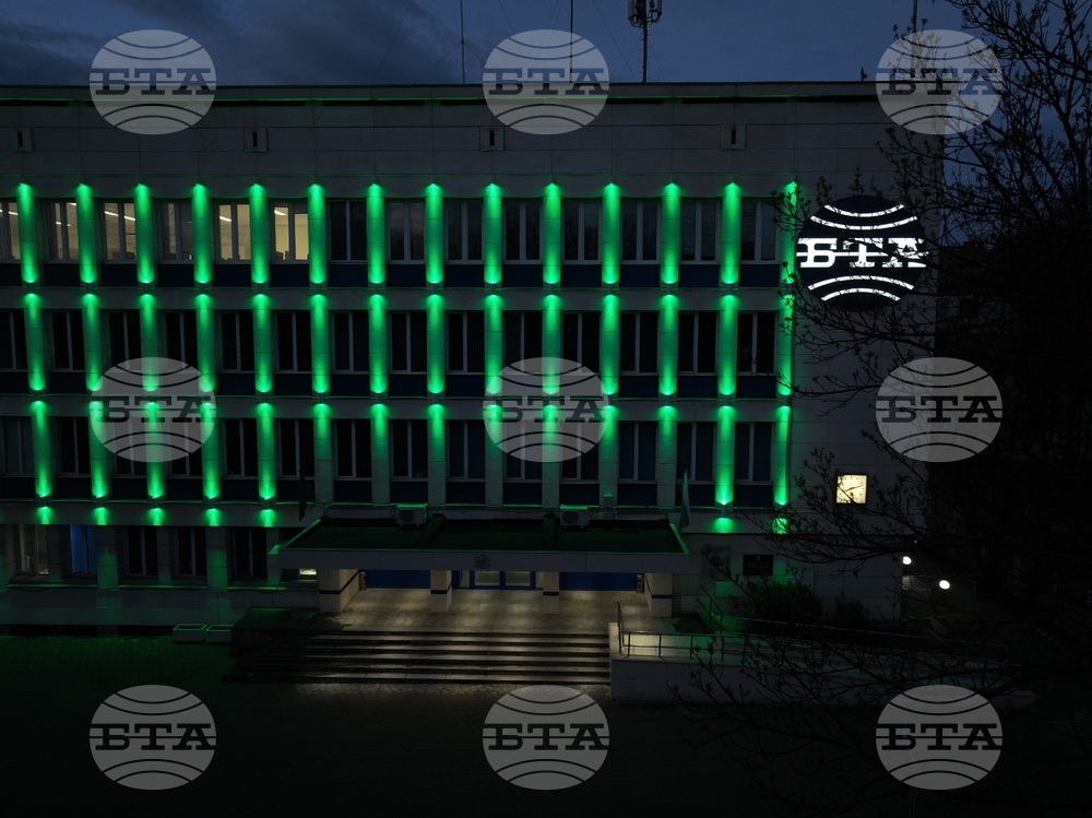 Българска телеграфна агенция - Цветница - фасада - осветяване