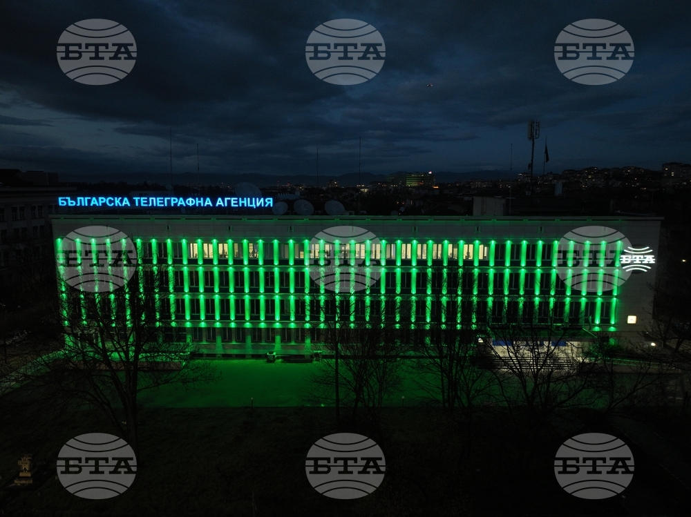 Българска телеграфна агенция - Цветница - фасада - осветяване