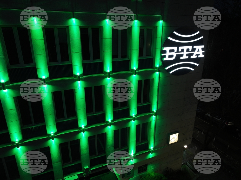 Българска телеграфна агенция - Цветница - фасада - осветяване