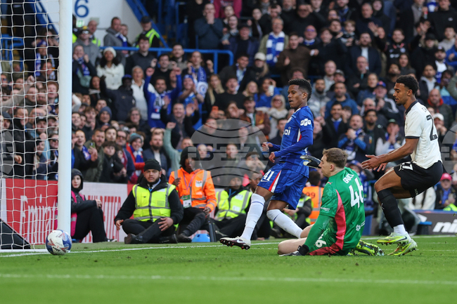 Челси победи убедително Порт Вейл за купата на Футболната асоциация