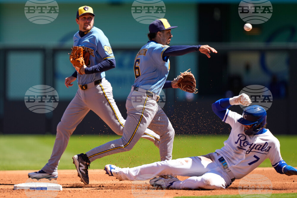 Brewers Royals Baseball