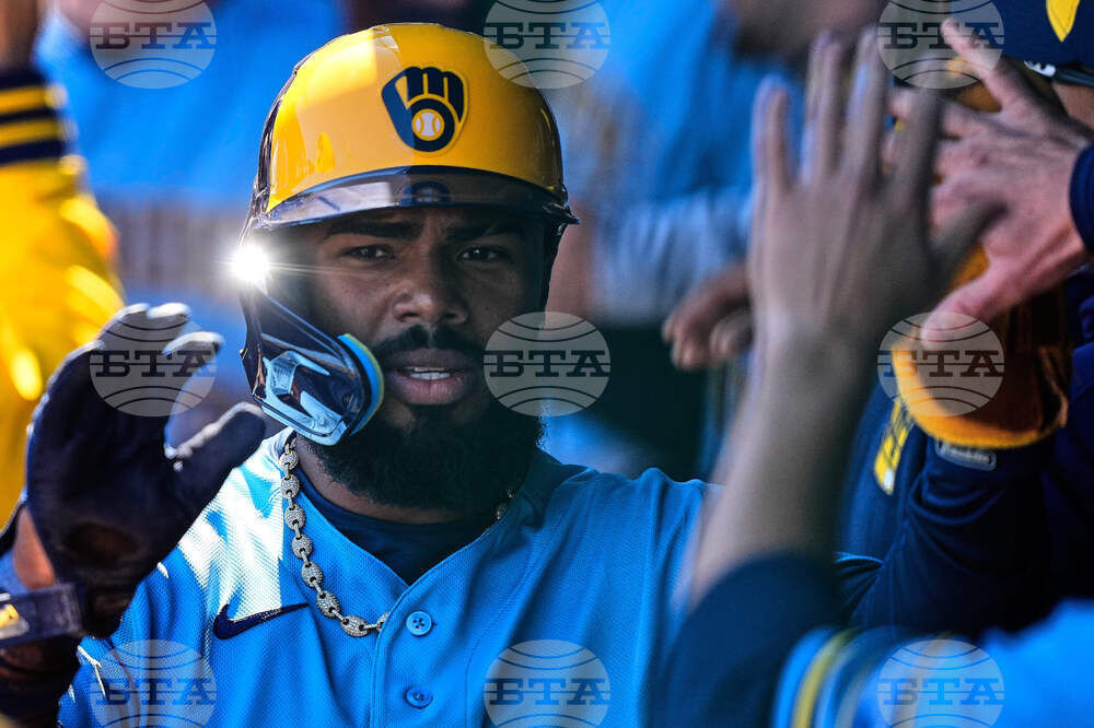 Brewers Royals Baseball