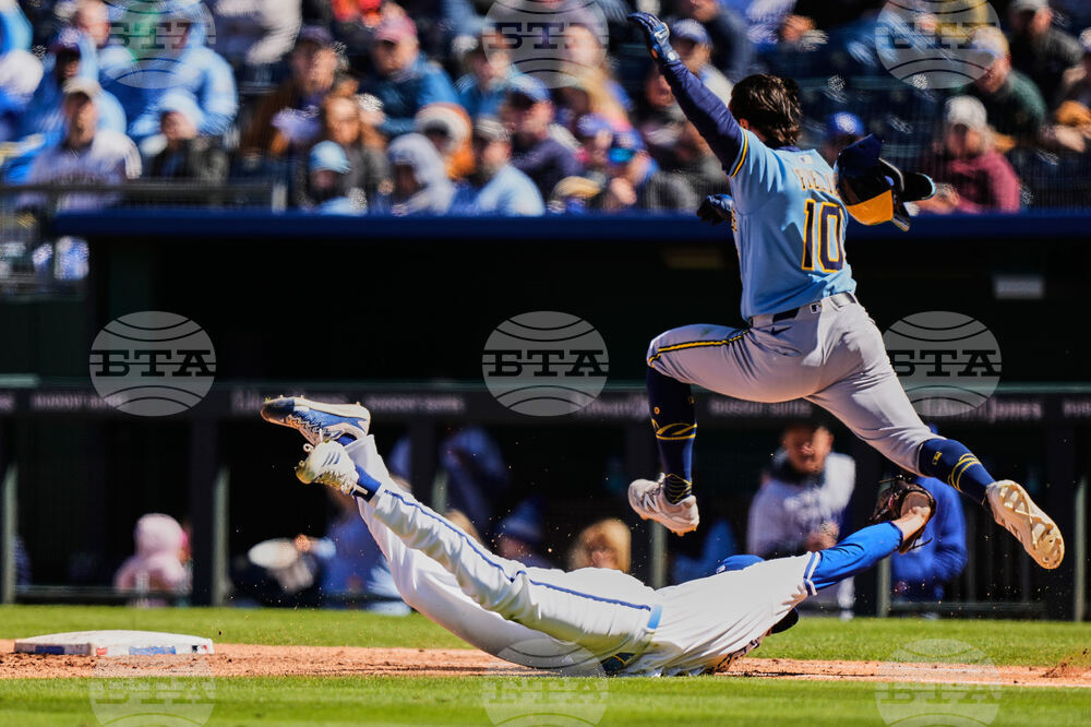 Brewers Royals Baseball