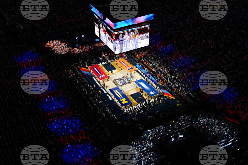 NCAA Illinois UConn Basketball