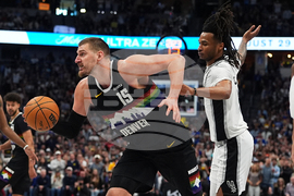 Spurs Nuggets Basketball