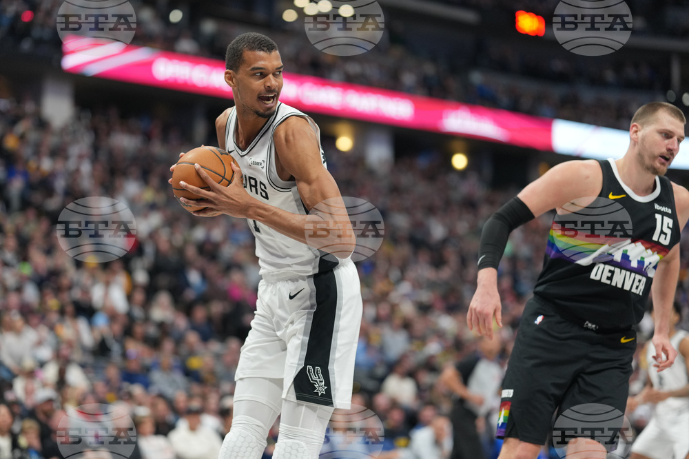 Spurs Nuggets Basketball