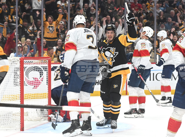 Питсбърг победи шампиона Флорида в среща от редовния сезон на НХЛ