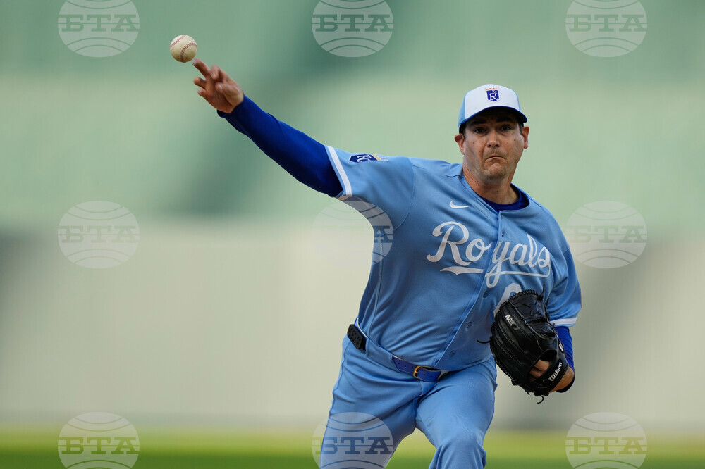 Brewers Royals Baseball