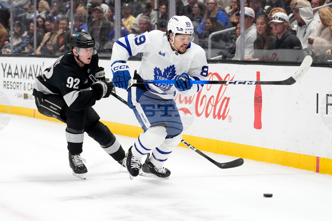 Maple Leaves Kings Hockey