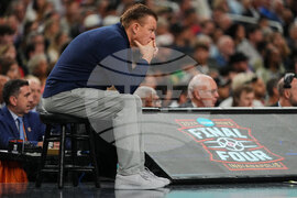 NCAA Illinois UConn Basketball