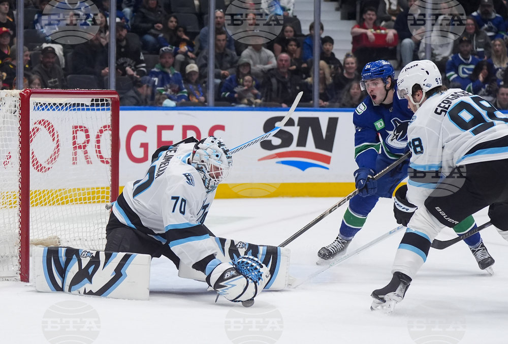 Mammoth Canucks Hockey