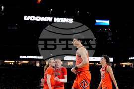 NCAA Illinois UConn Basketball