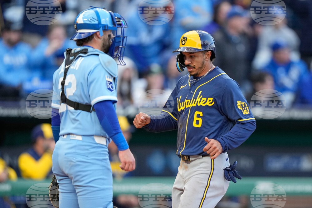 Brewers Royals Baseball