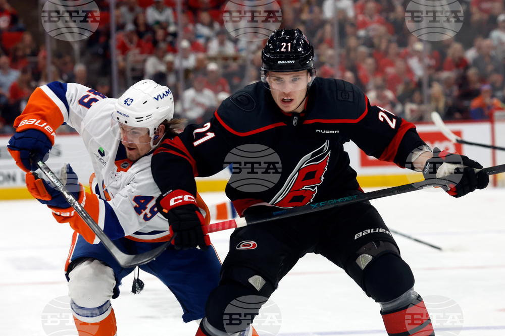 Islanders Hurricanes Hockey