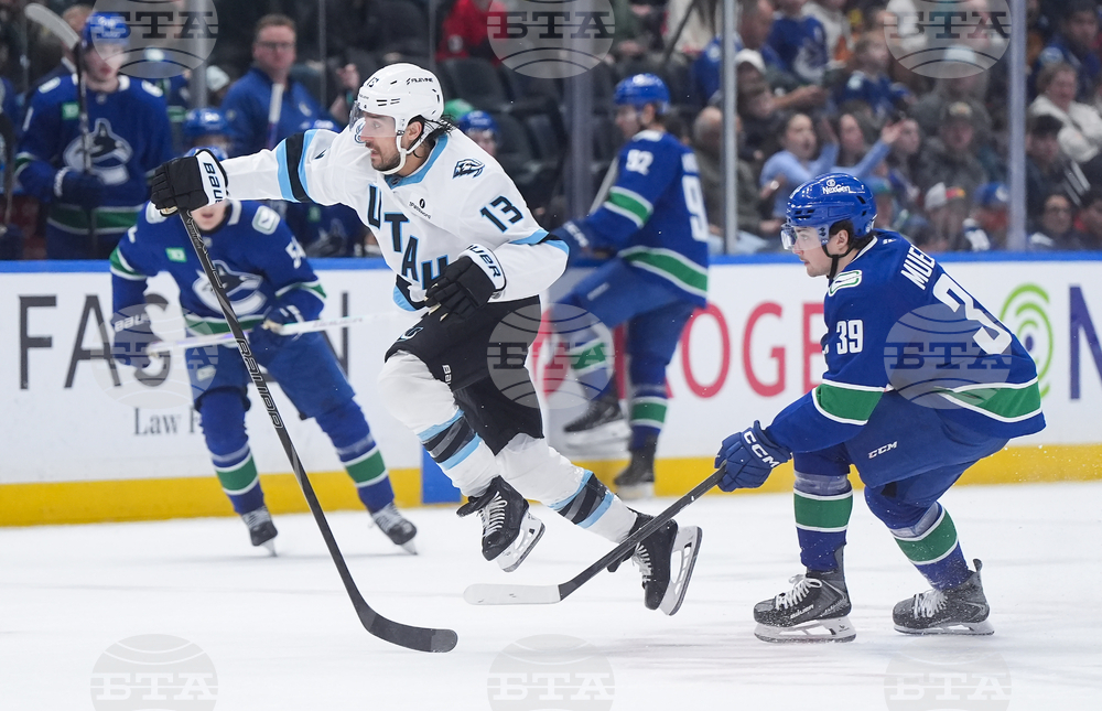 Mammoth Canucks Hockey