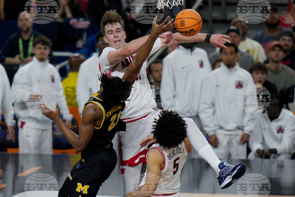 NCAA Michigan Arizona Basketball