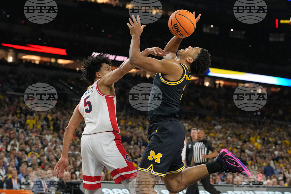 NCAA Michigan Arizona Basketball