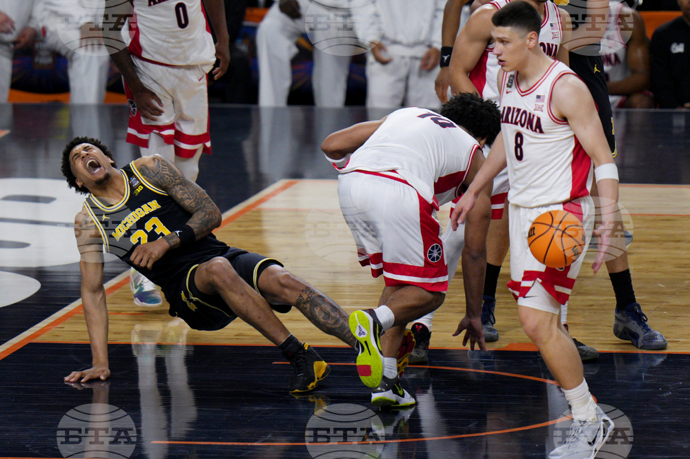 NCAA Michigan Arizona Basketball