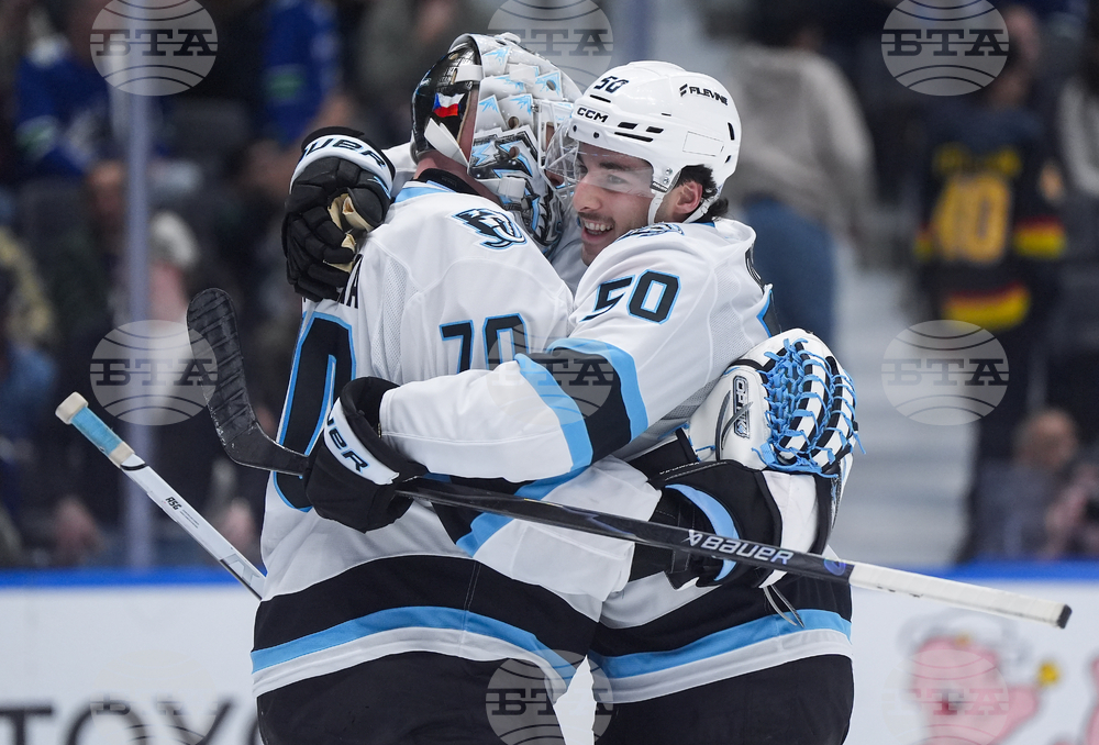 Mammoth Canucks Hockey