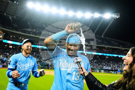 Brewers Royals Baseball