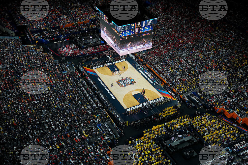NCAA Michigan Arizona Basketball