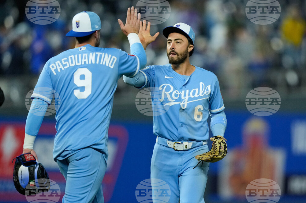 Brewers Royals Baseball