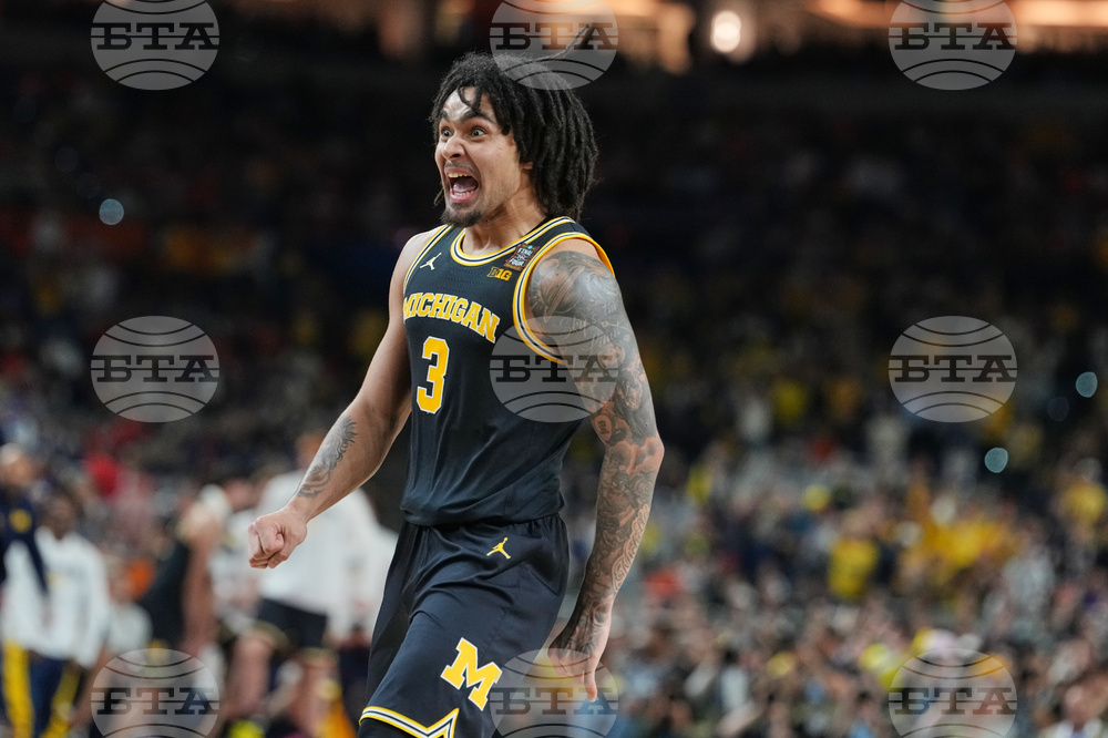 NCAA Michigan Arizona Basketball