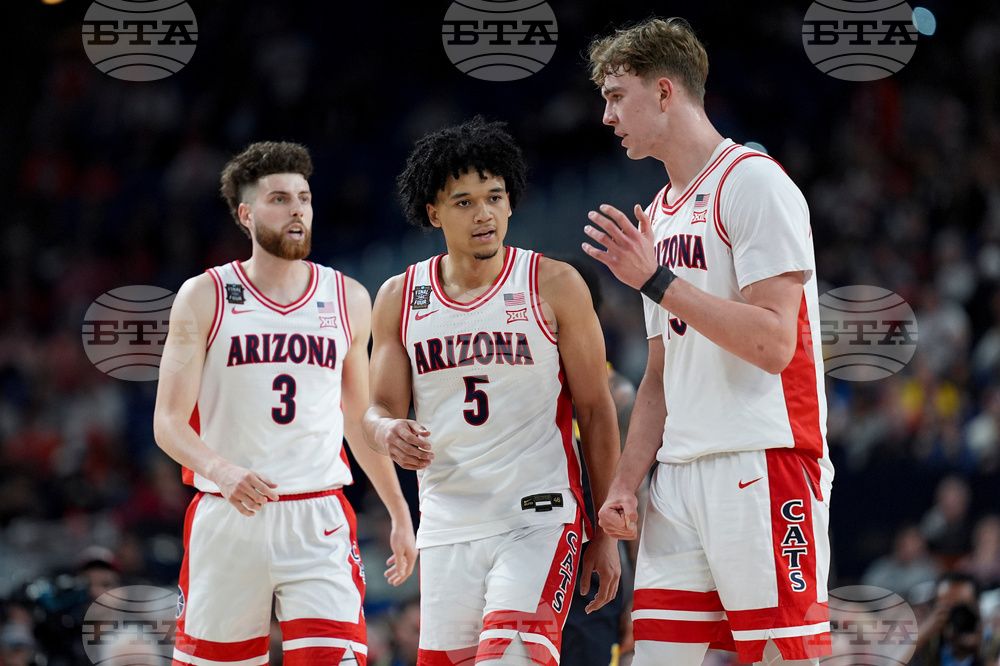 NCAA Michigan Arizona Basketball