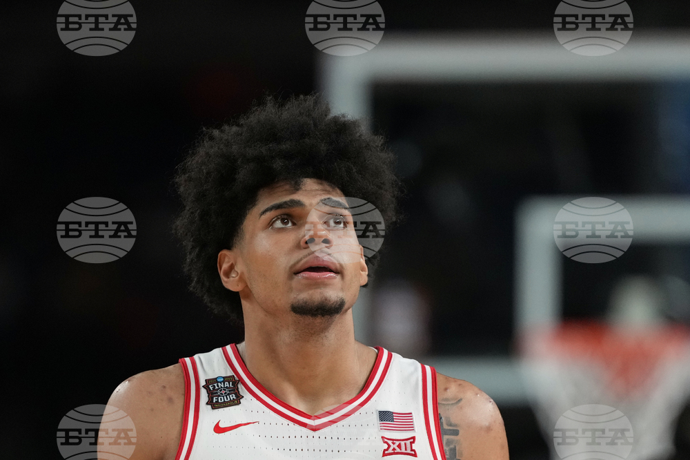 NCAA Michigan Arizona Basketball