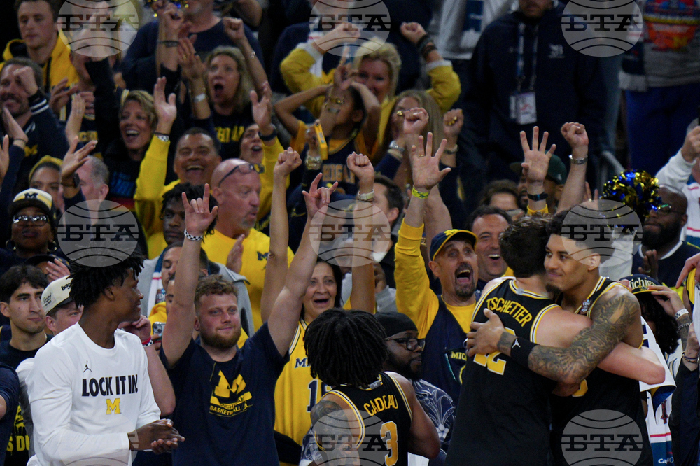 NCAA Michigan Arizona Basketball