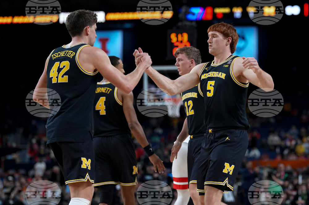 NCAA Michigan Arizona Basketball