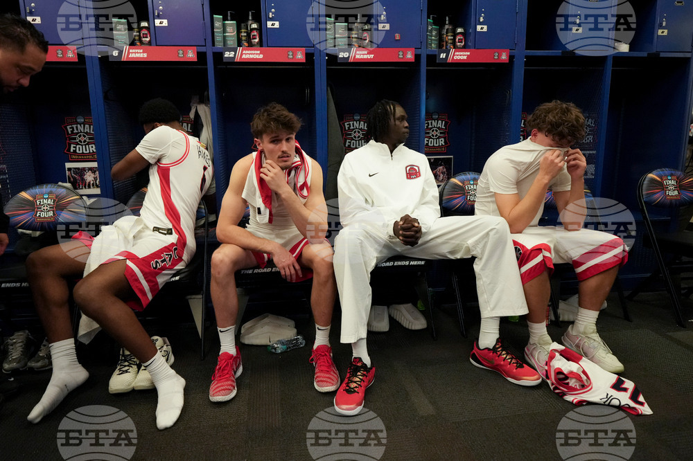 NCAA Michigan Arizona Basketball