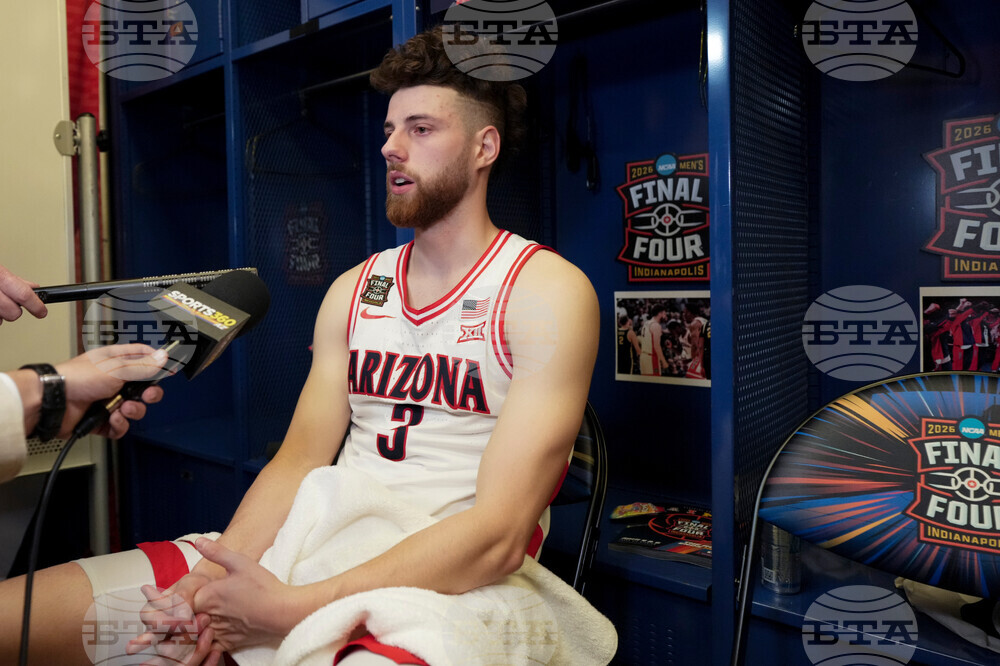 NCAA Michigan Arizona Basketball