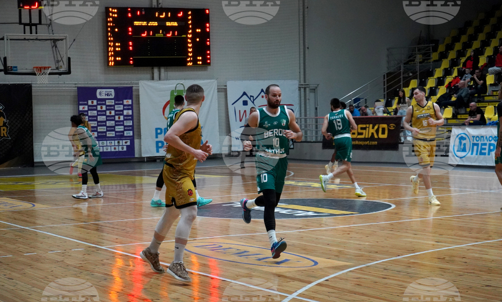 Перник - баскетбол - Миньор 2015 - Берое