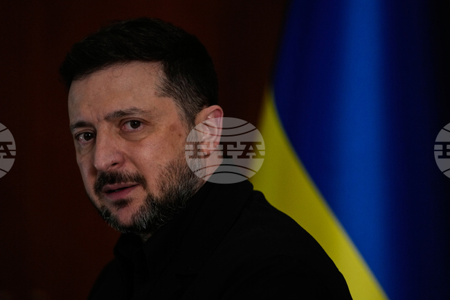 Зеленски заяви, че страната му ще действа в съответствие с прекратяването на огъня по повод Великден