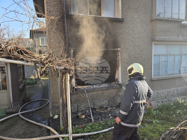 Потушени са 60 пожара през изминалото денонощие, има един загинал 