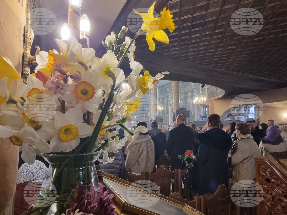 Сливен - Цветница - литургия