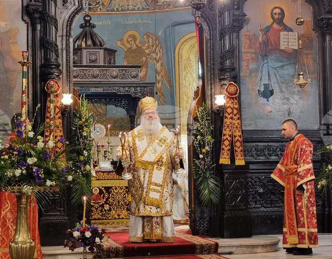 Варна - Цветница - Архиерейска света литургия