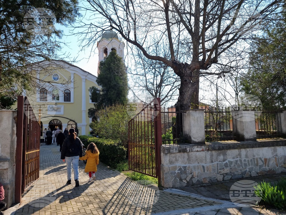 Ямбол - благотворителен базар - ремонт на храм