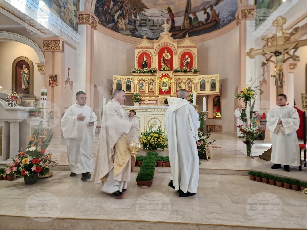 Раковски - храм "Пресвето сърце Исусово" - Великден - католици