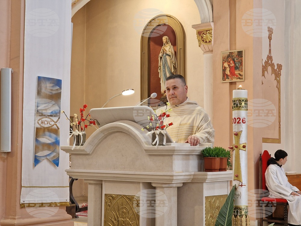 Раковски - храм "Пресвето сърце Исусово" - Великден - католици