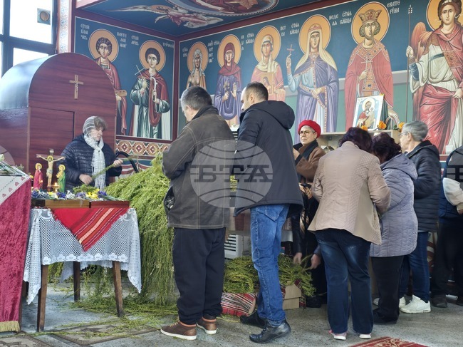Генерал Тошево - Цветница - празнична литургия