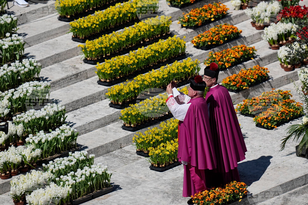 Vatican Pope Easter
