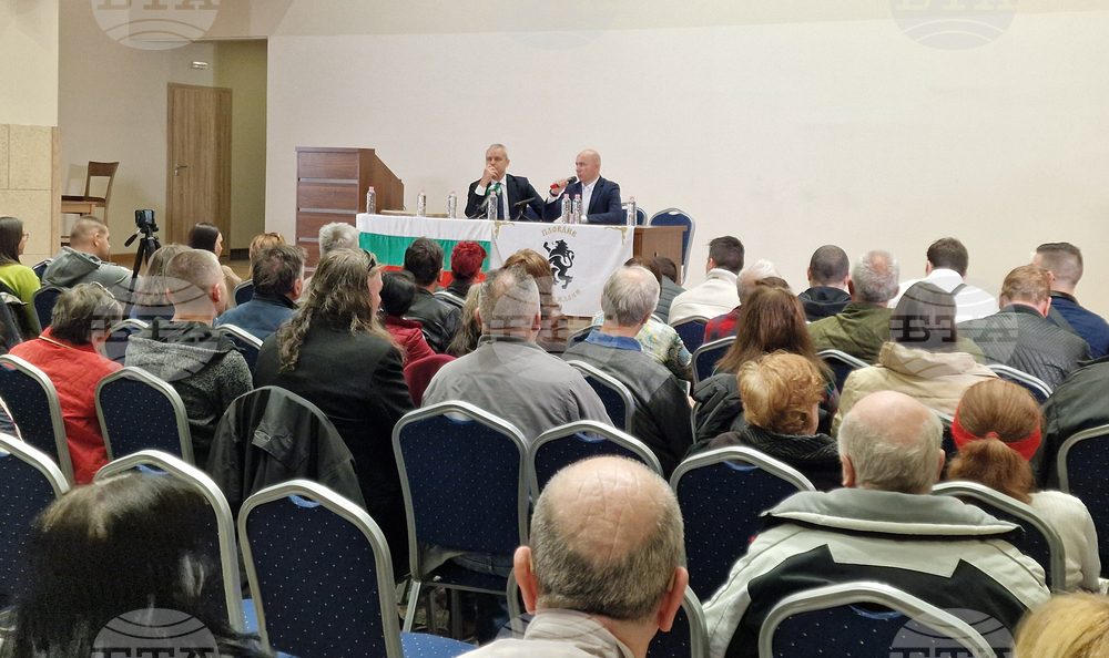 Пловдив - "Възраждане" - Костадин Костадинов - среща