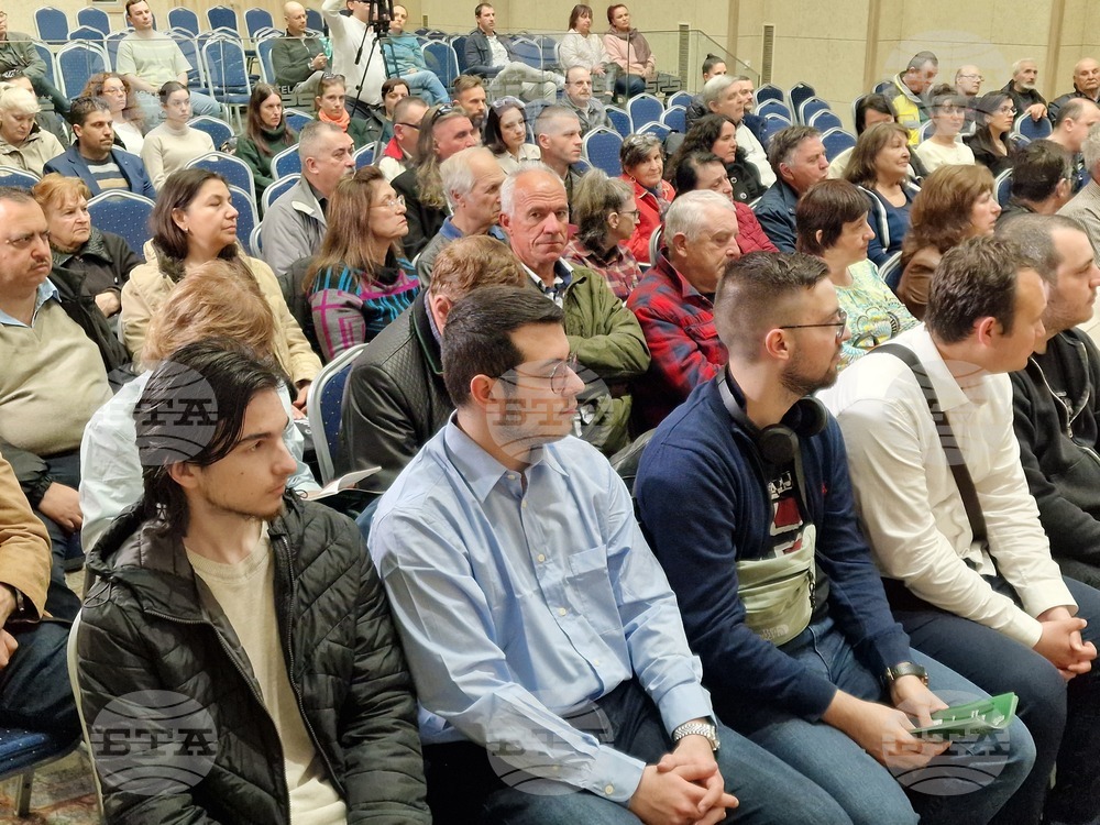 Пловдив - "Възраждане" - Костадин Костадинов - среща